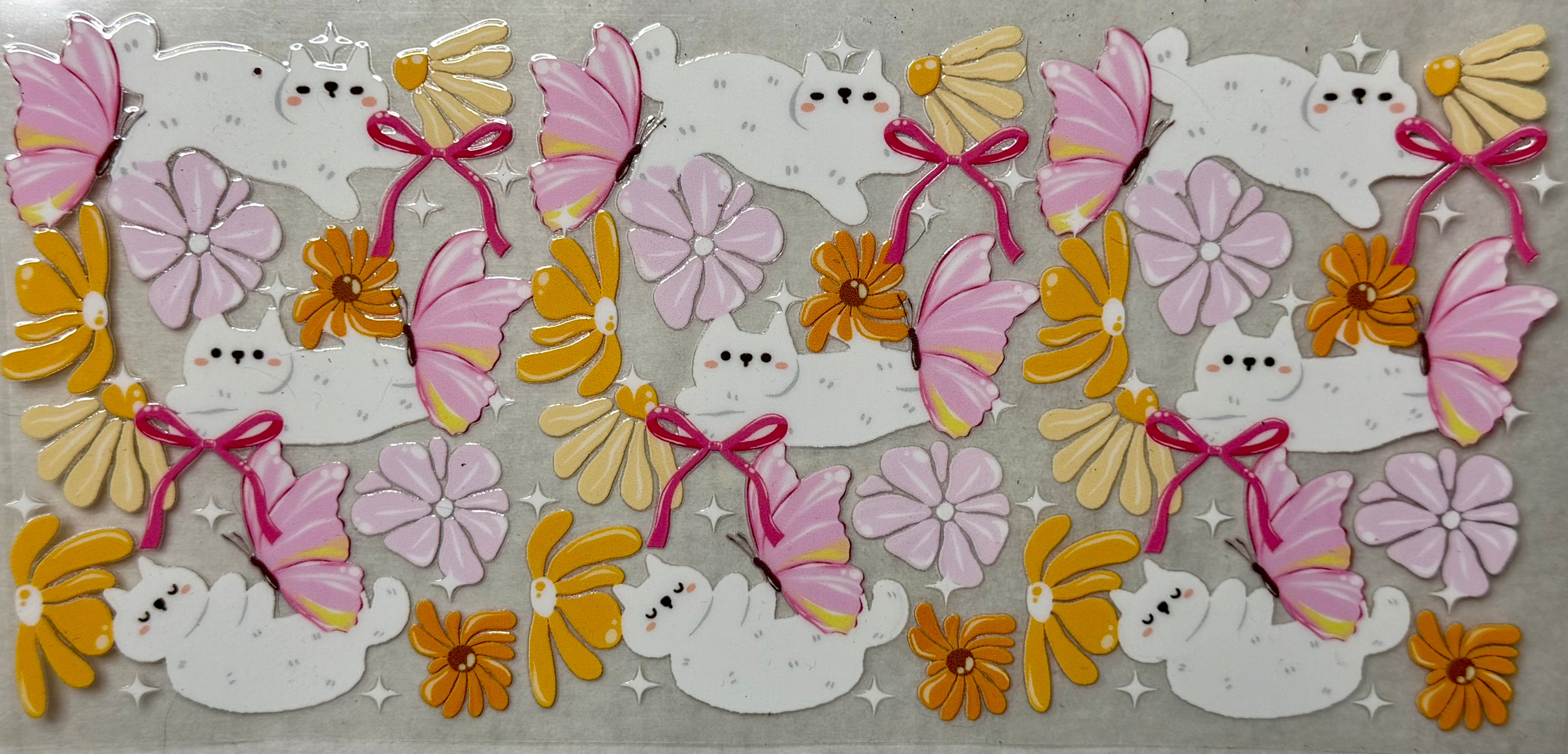 Cats, flowers & bows